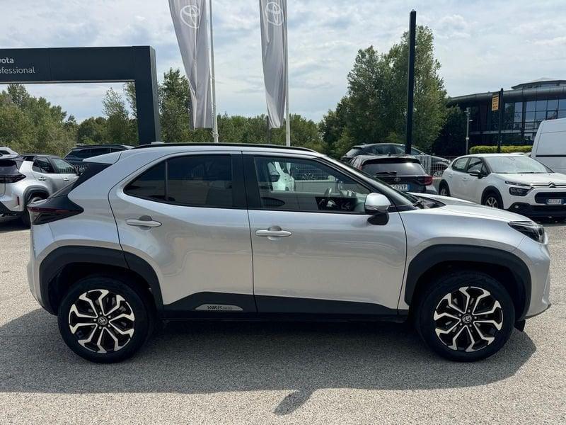 Toyota Yaris Cross 1.5H (116 CV) E-CVT Trend