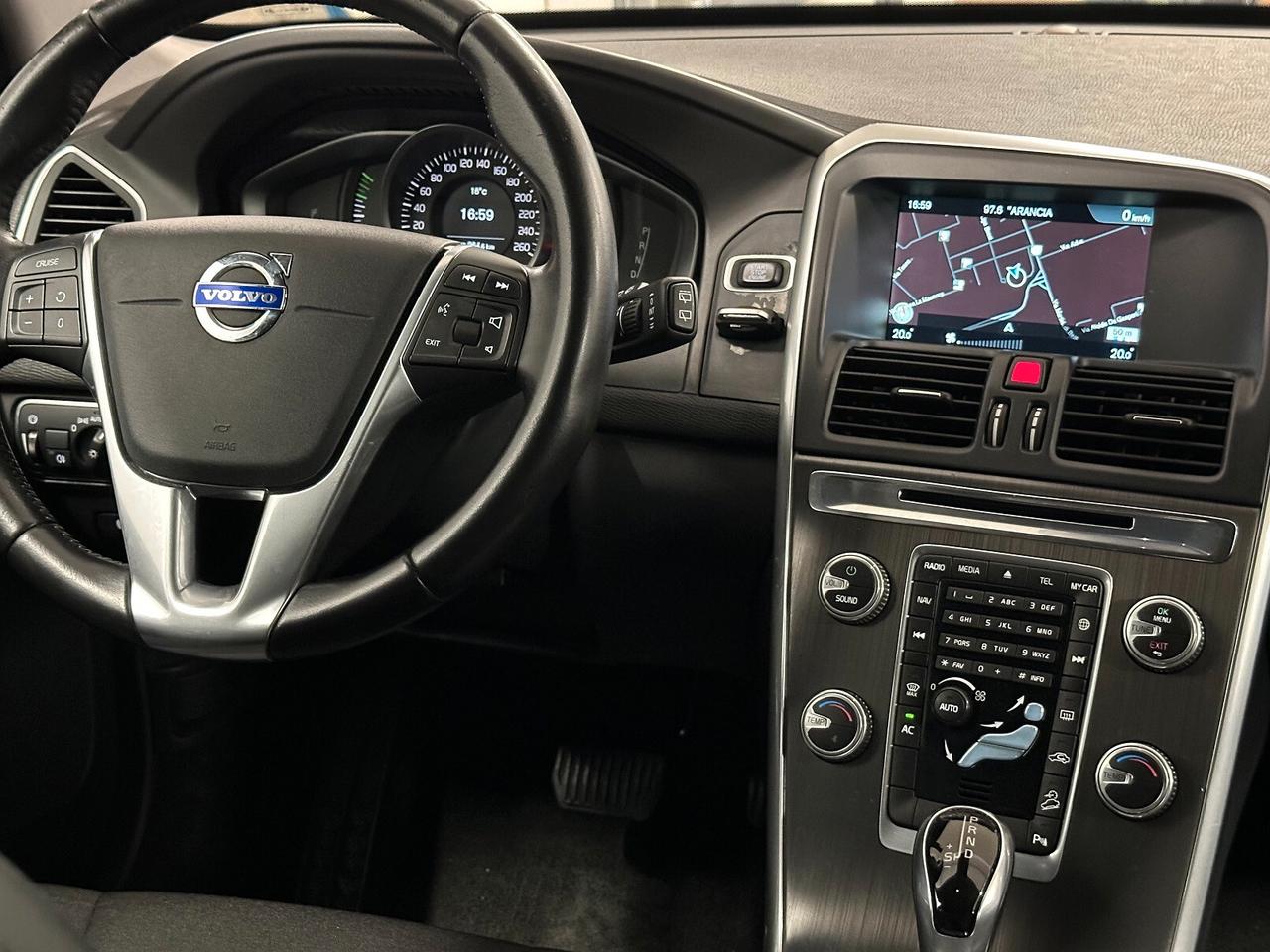 Volvo XC 60 XC60 D4 AWD Geartronic Business AUTOCARRO N1