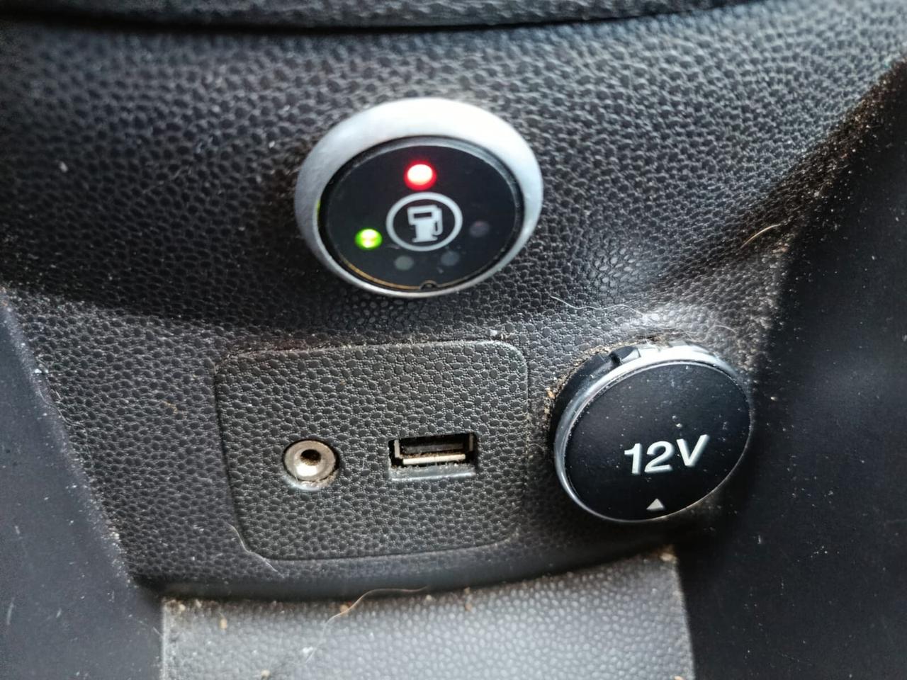 Ford Fiesta 1.4 5p. Bz.- GPL Titanium- 2015