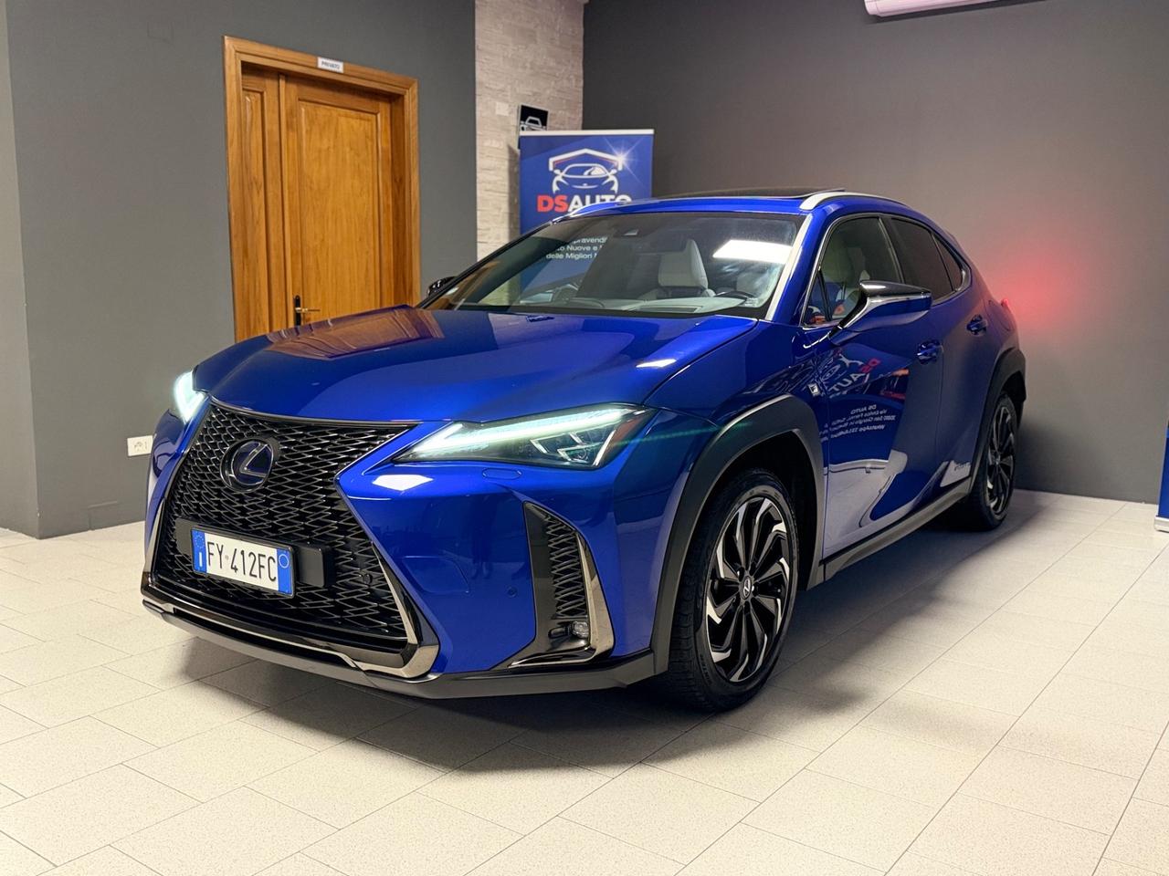 Lexus UX Hybrid 4WD F Sport