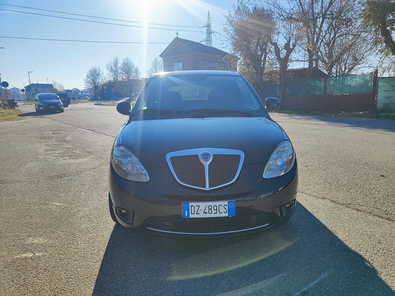 Lancia Ypsilon 1.4 Argento