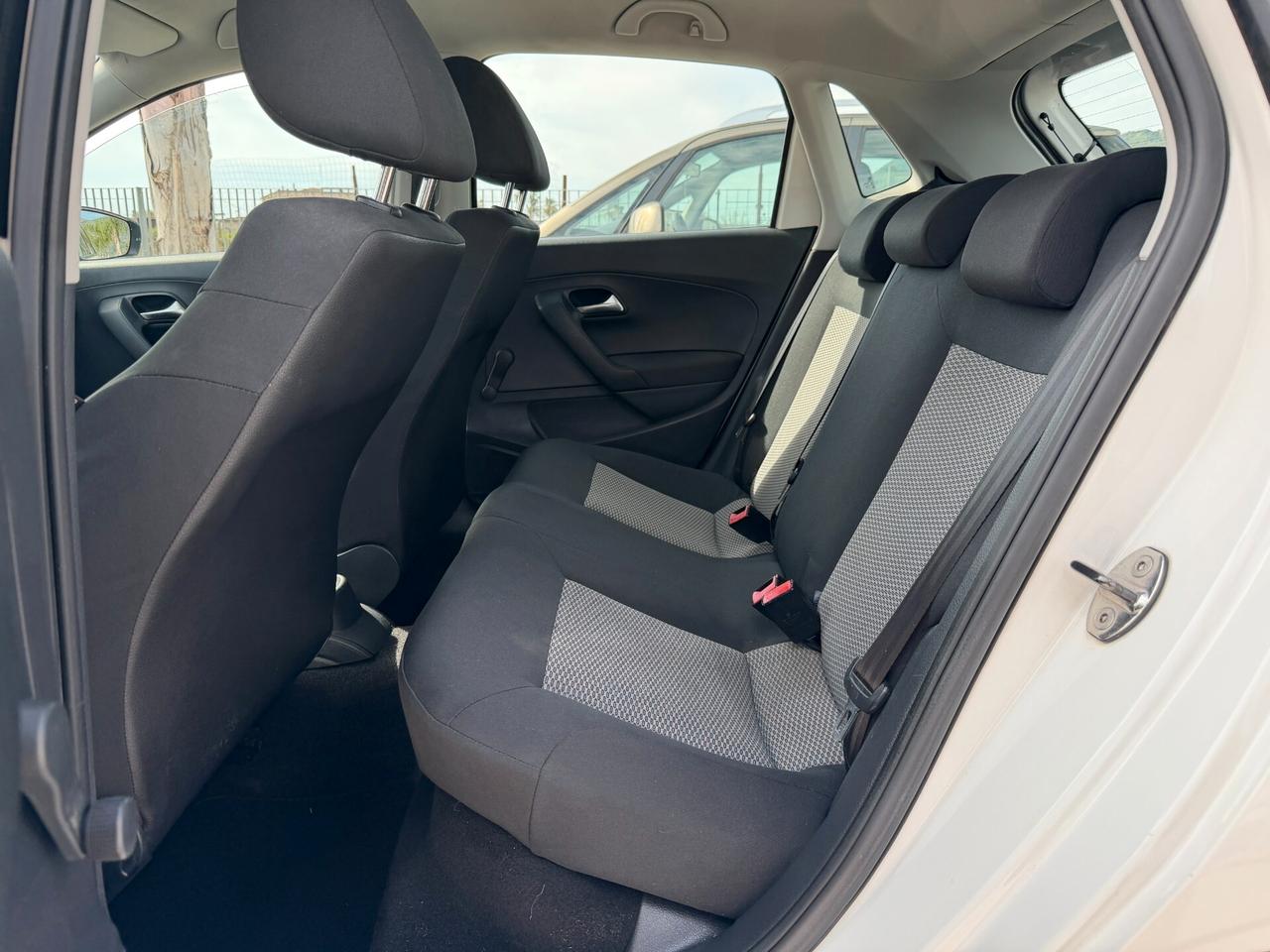 VOLKSWAGEN POLO ANNO 2012 1.2 DIESEL 75 CV