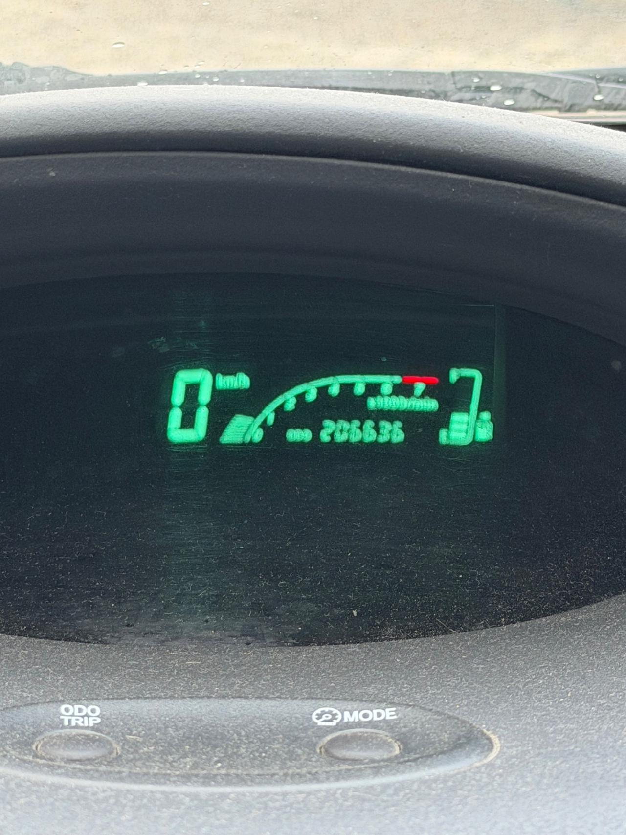 Toyota Yaris 1.0i 16V cat 5 porte Sol