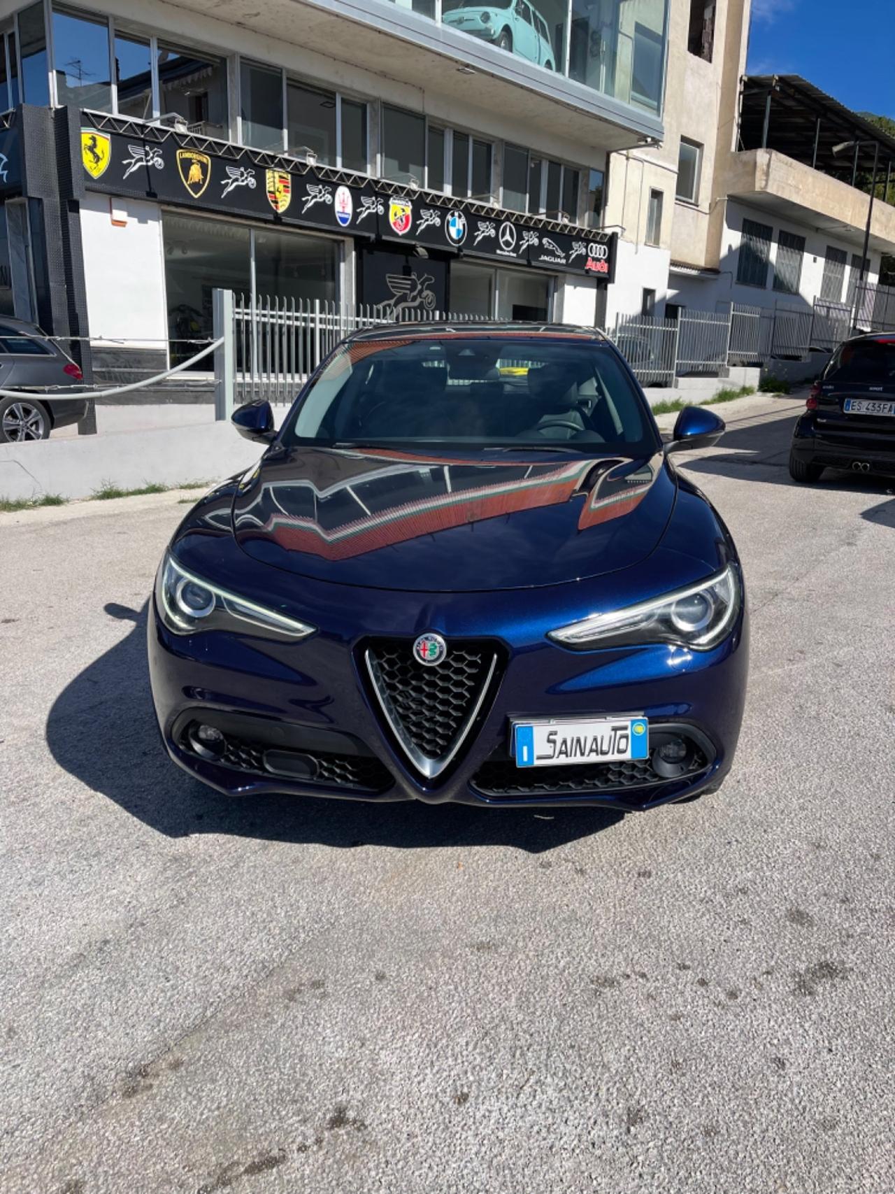 Alfa Romeo Stelvio 2.2 Turbodiesel 210 CV AT8 Q4 garanzia