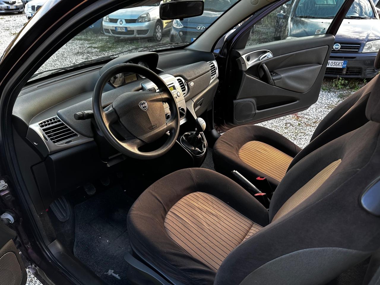 Lancia Ypsilon 1.2 Modamilano