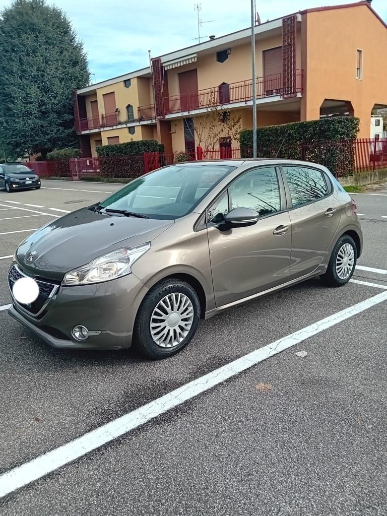 Peugeot 208 1.2 VTi 82 CV 5 porte Access