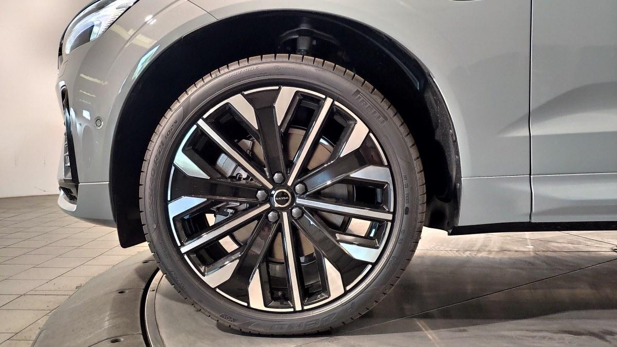 VOLVO Xc60 T6 Plug-In Hybrid Awd Automatico Ultra Dark