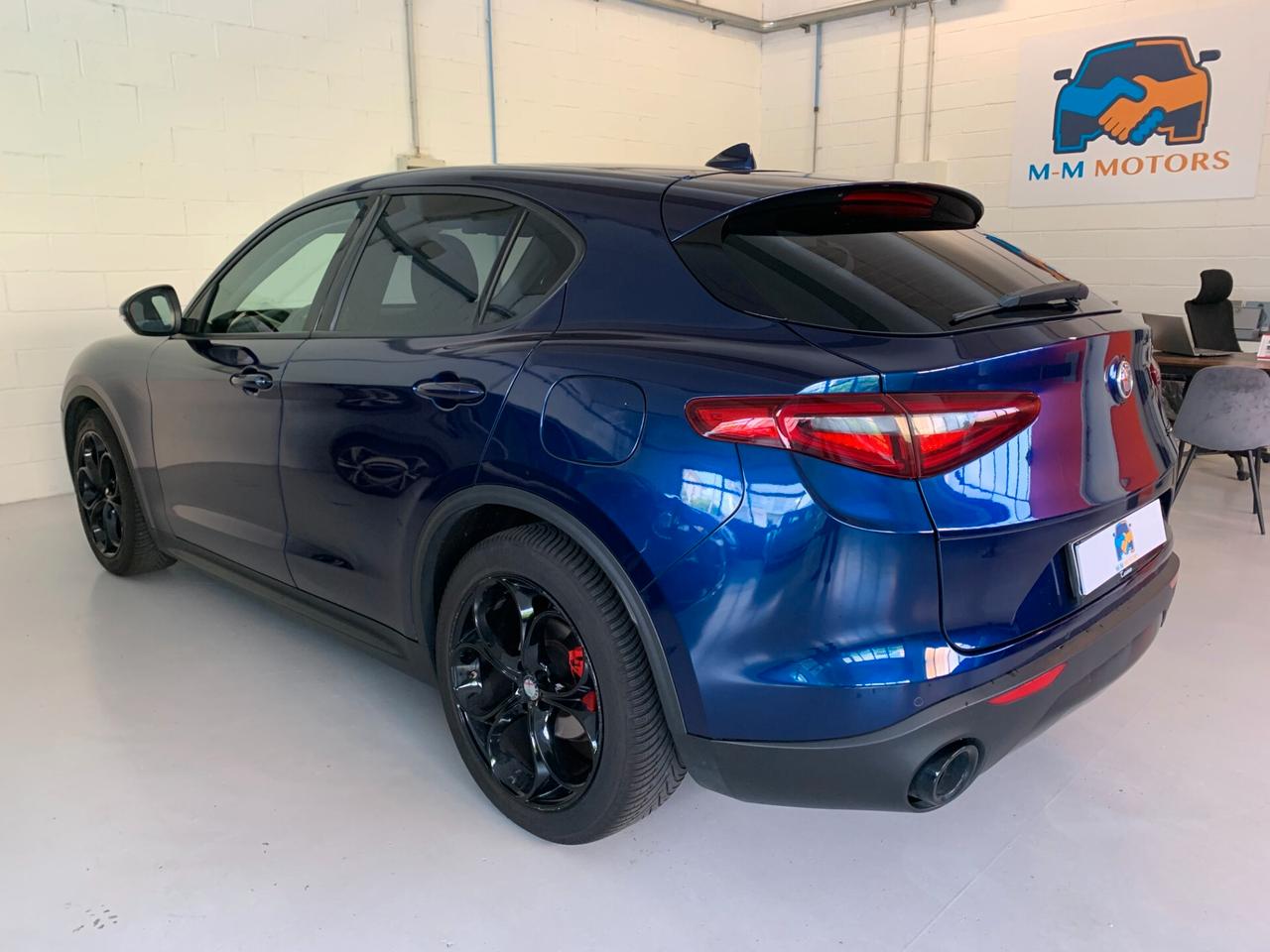 Alfa Romeo Stelvio 2.2 Turbodiesel 160 CV AT8 RWD Business