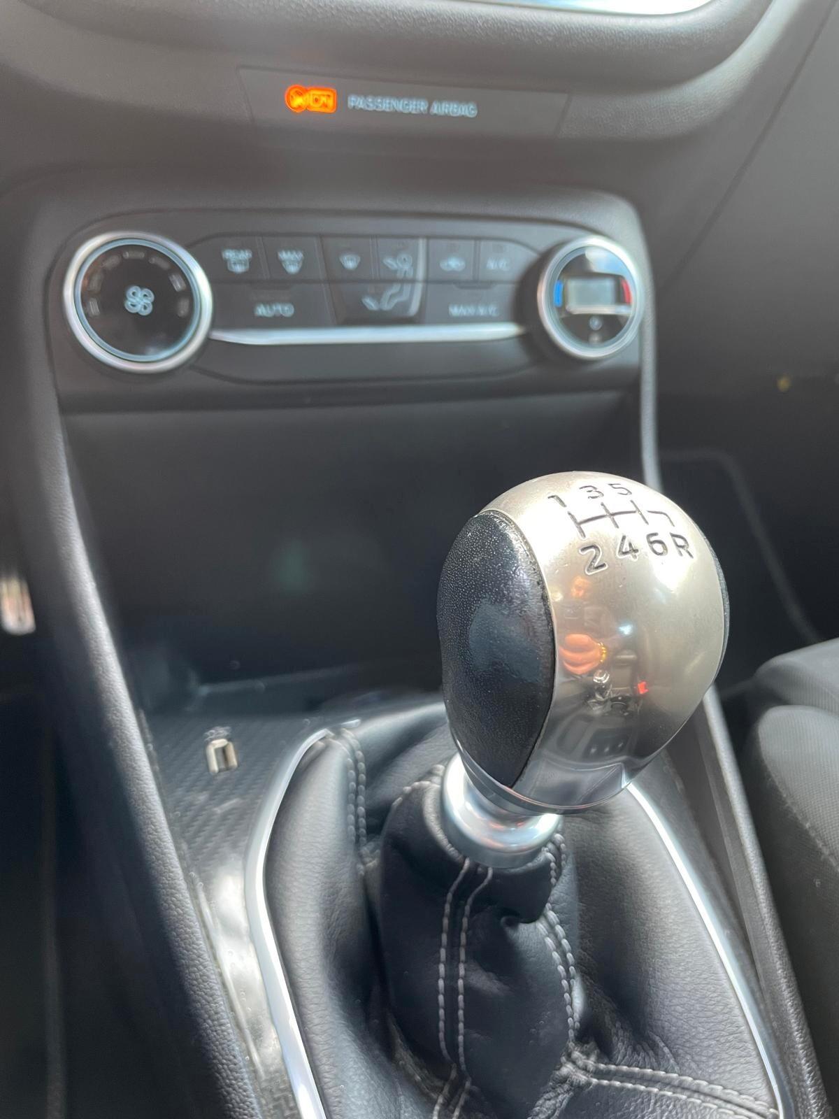 Ford Fiesta 1.5 TDCi 5 porte ST-Line