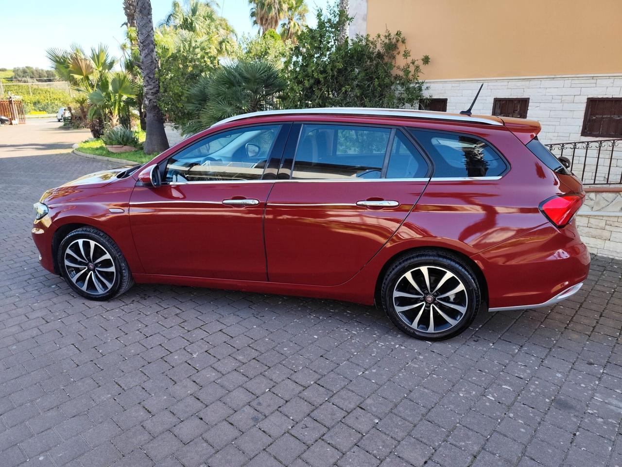 Fiat Tipo 1.6 Mjt S&S SW Lounge