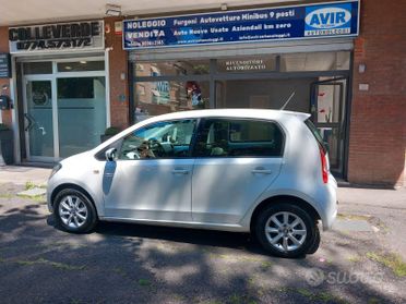 SEAT MII CHIC ADATTA A NEOPATENTATI
