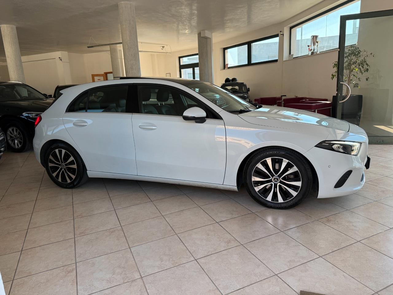 Mercedes-benz A 180 d Automatic Sport Tetto Pelle CarPlay F1 Navi