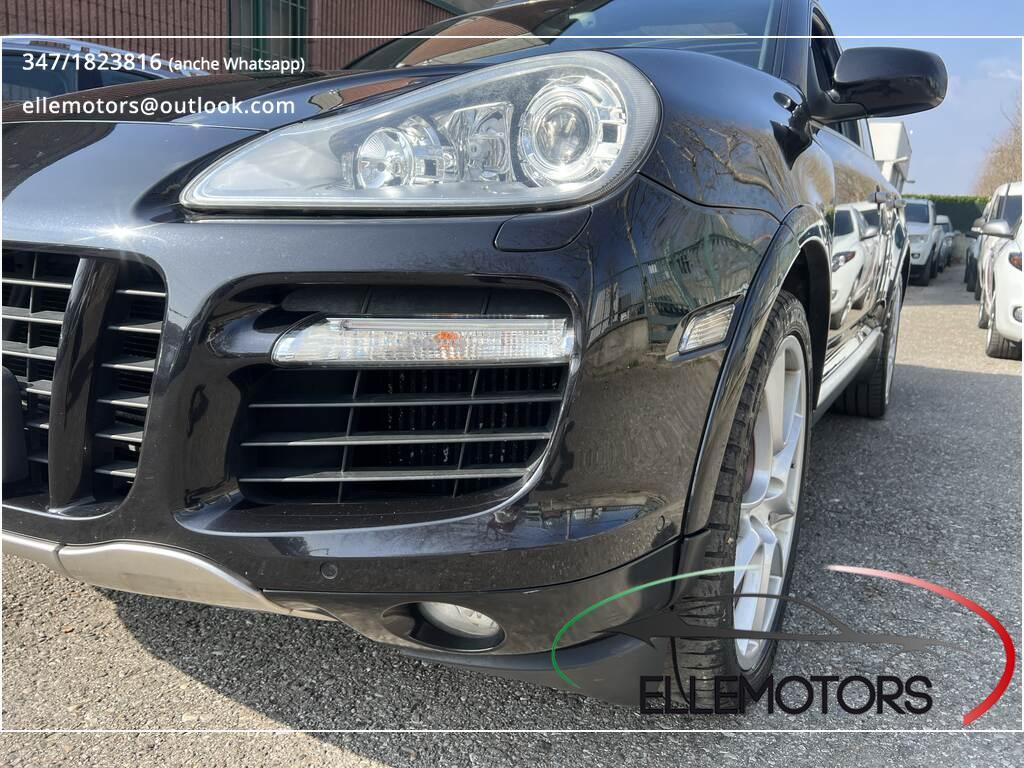Porsche Cayenne 4.8 Turbo Tiptronic