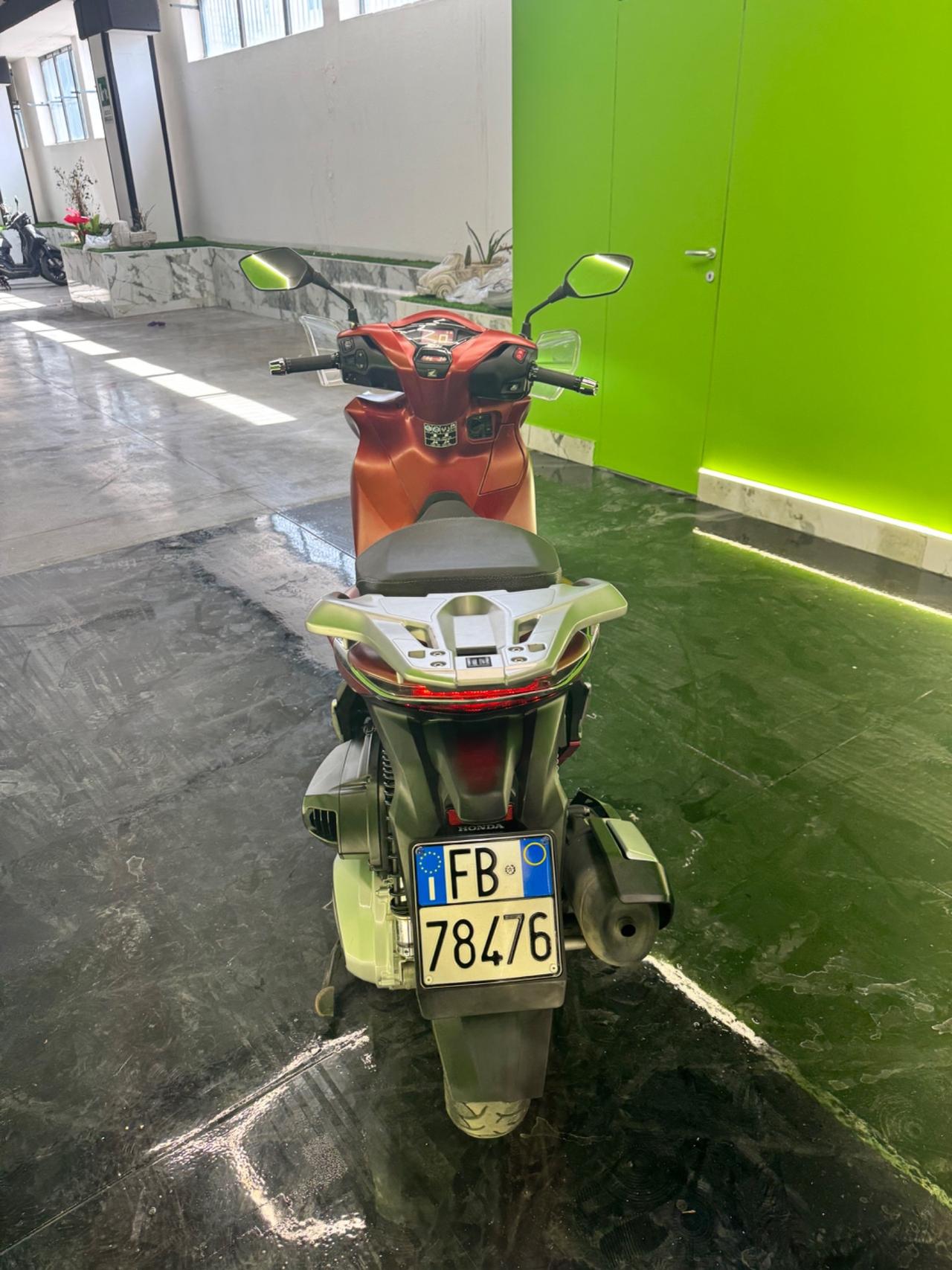 Honda SH 350