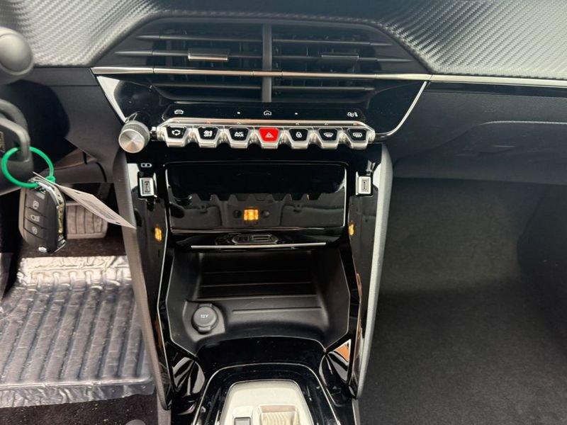 Peugeot 208 Hybrid 110 e-DCS6 Allure+Vision & Navigation Pack