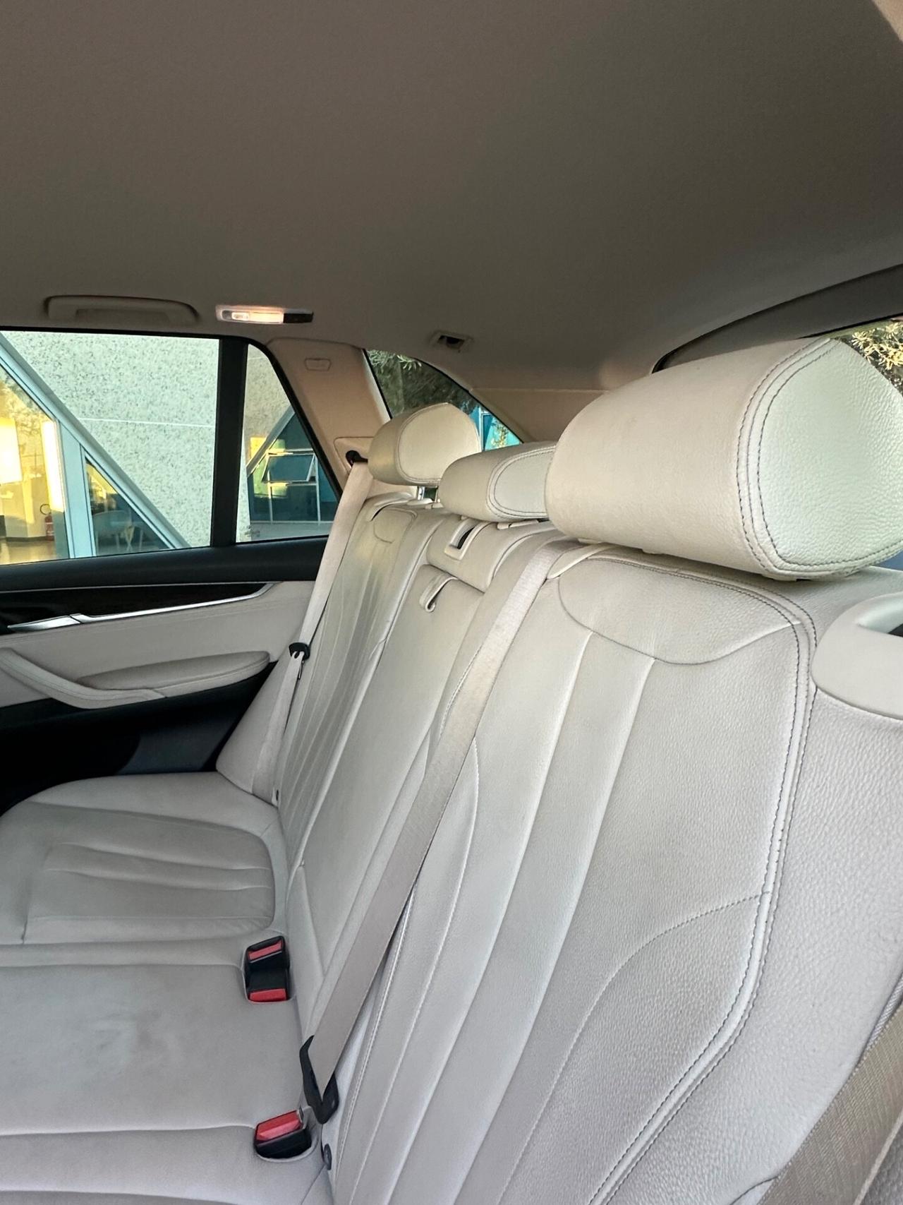 BMW X5 xdrive25d 231cv OFFERTA T-STOCK PREZZO IMPERDIBILE