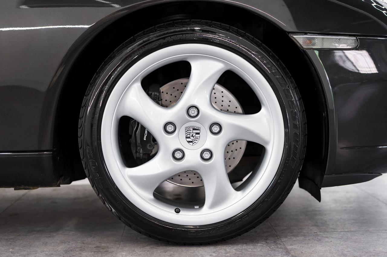 Porsche 911 Carrera 2 Coupé