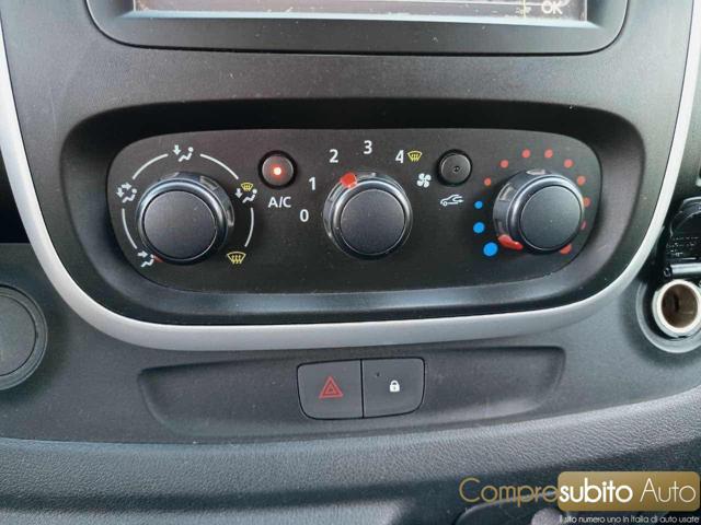 RENAULT Trafic T27 1.6 dCi 120CV + IVA 22%