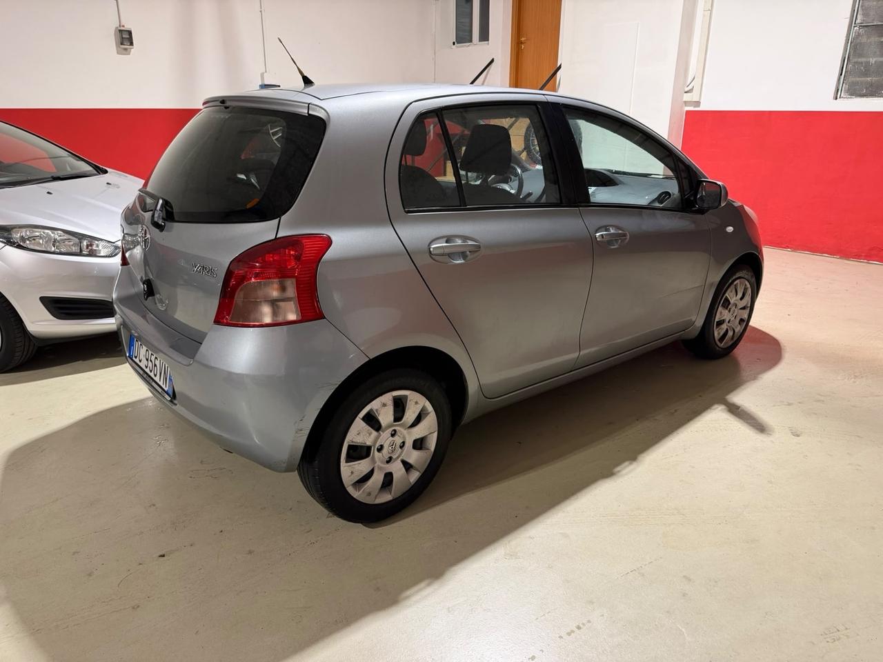 Toyota Yaris 1.3 5 porte Sol