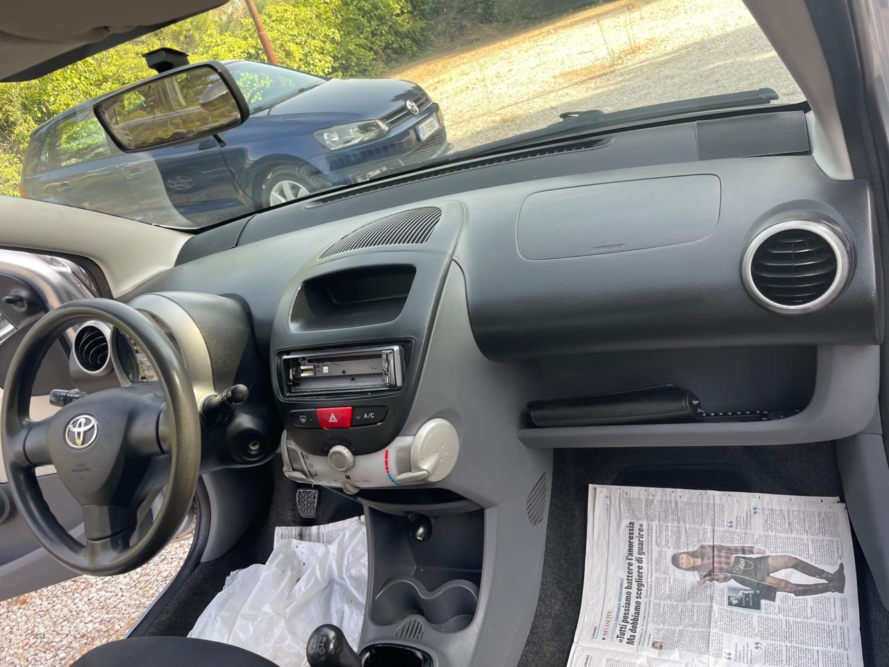 Toyota Aygo 1.0 12V VVT-i 3 porte Sol