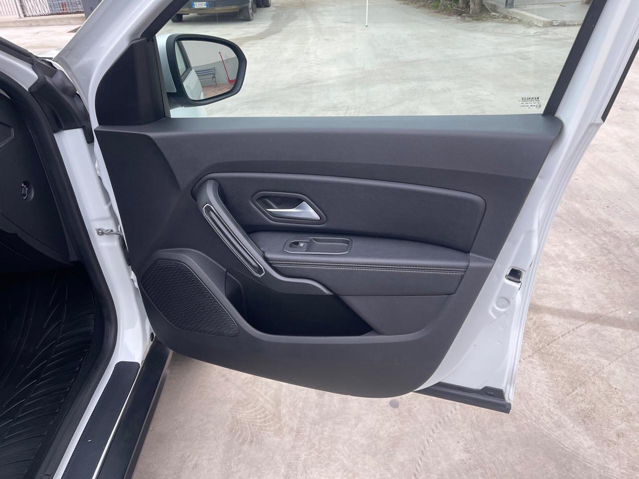 Dacia Duster 1.0 TCe 100 CV ECO-G 4x2 Prestige