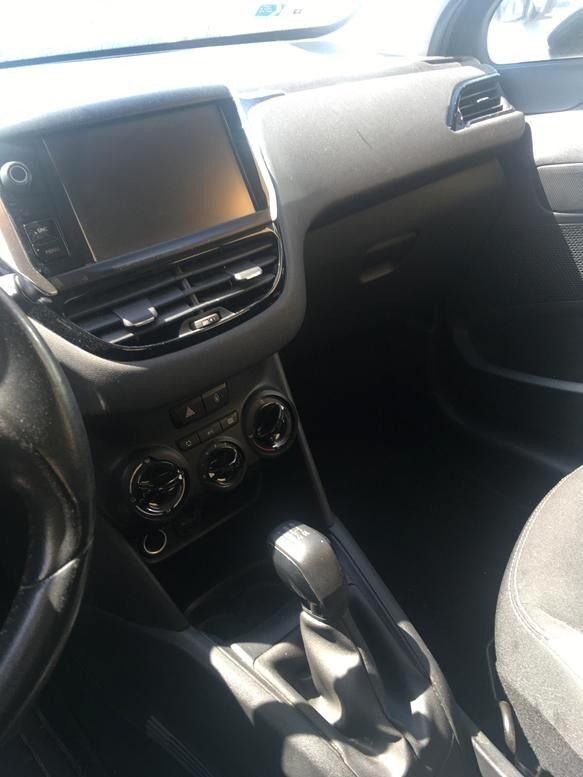 Peugeot 208 BlueHDi 75 5 porte Allure