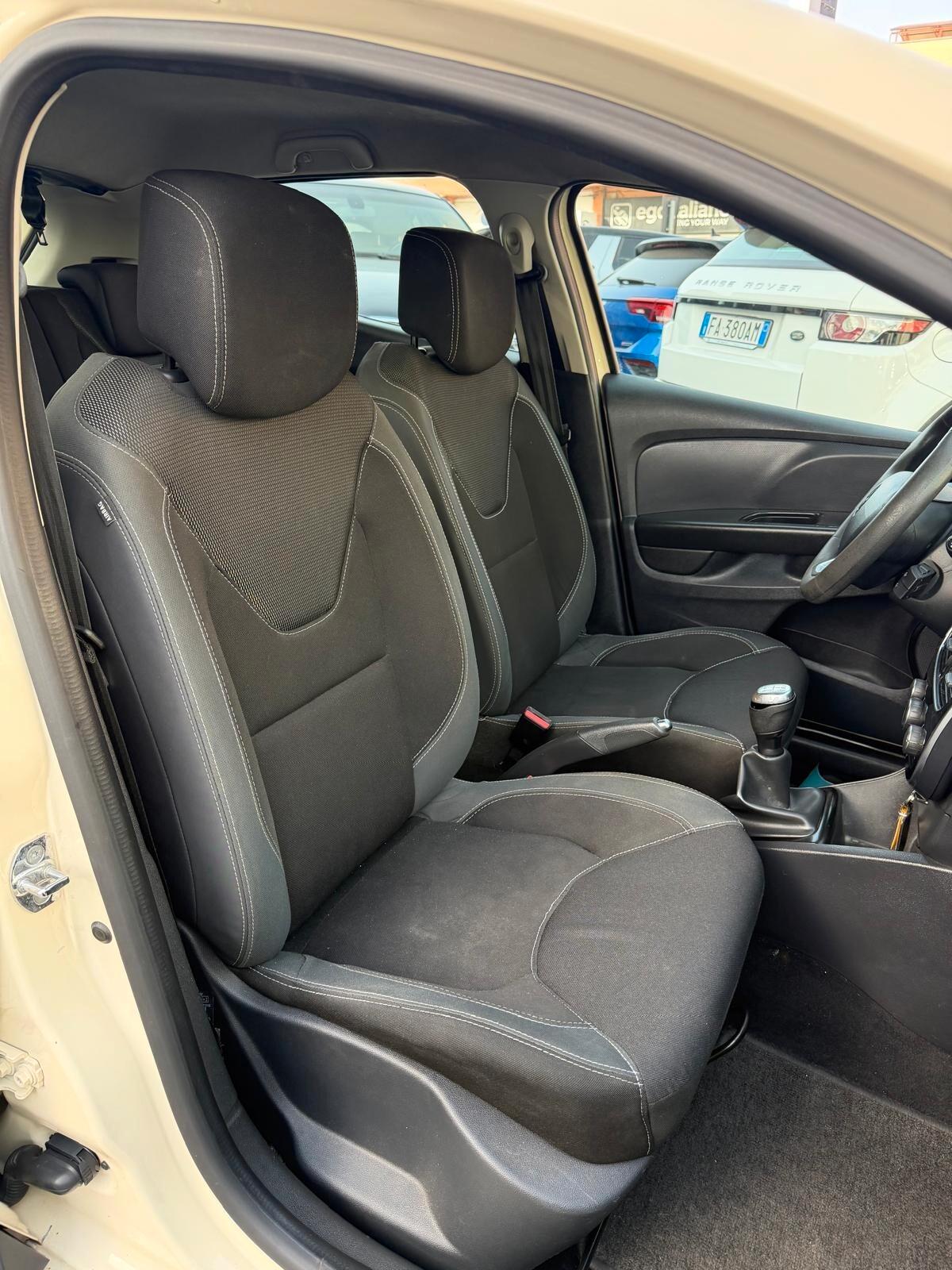 Renault Clio 75CV 5 porte