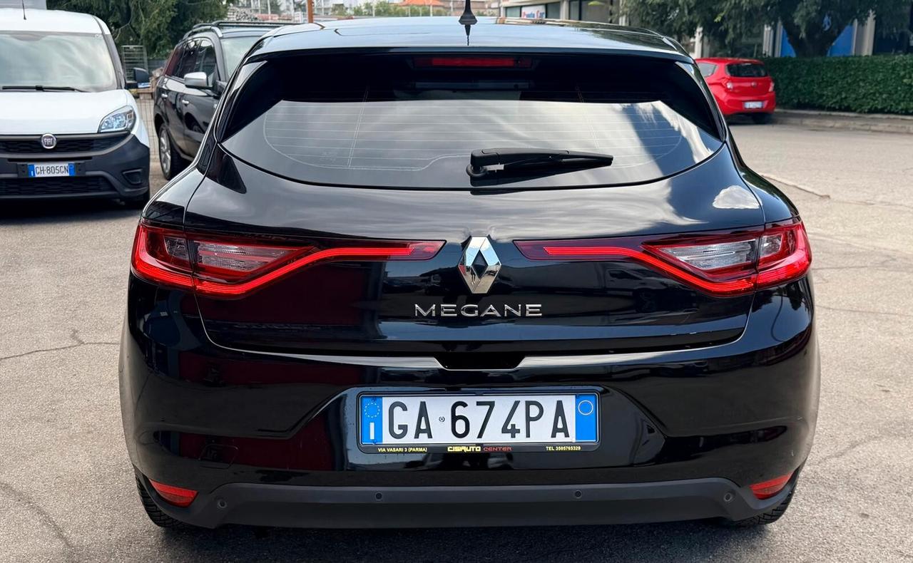 Renault Megane Mégane Blue dCi 115 CV EDC Business
