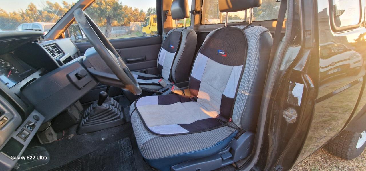 Nissan King Cab 2.5 1992