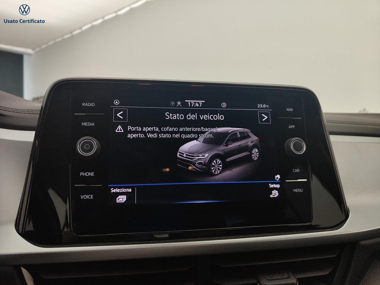 VOLKSWAGEN T-Roc - T-Roc 1.0 TSI Life