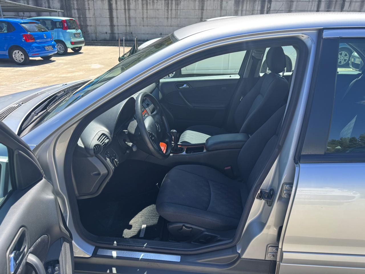 MERCEDES-BENZ C 200CDI CLASSIC/94.000KM