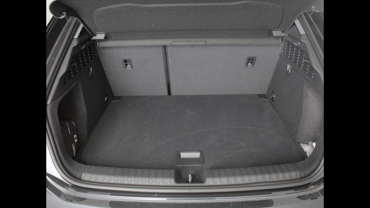 AUDI A3 IV 2024 allstreet - A3 allstreet 35 2.0 tdi Business s-tronic
