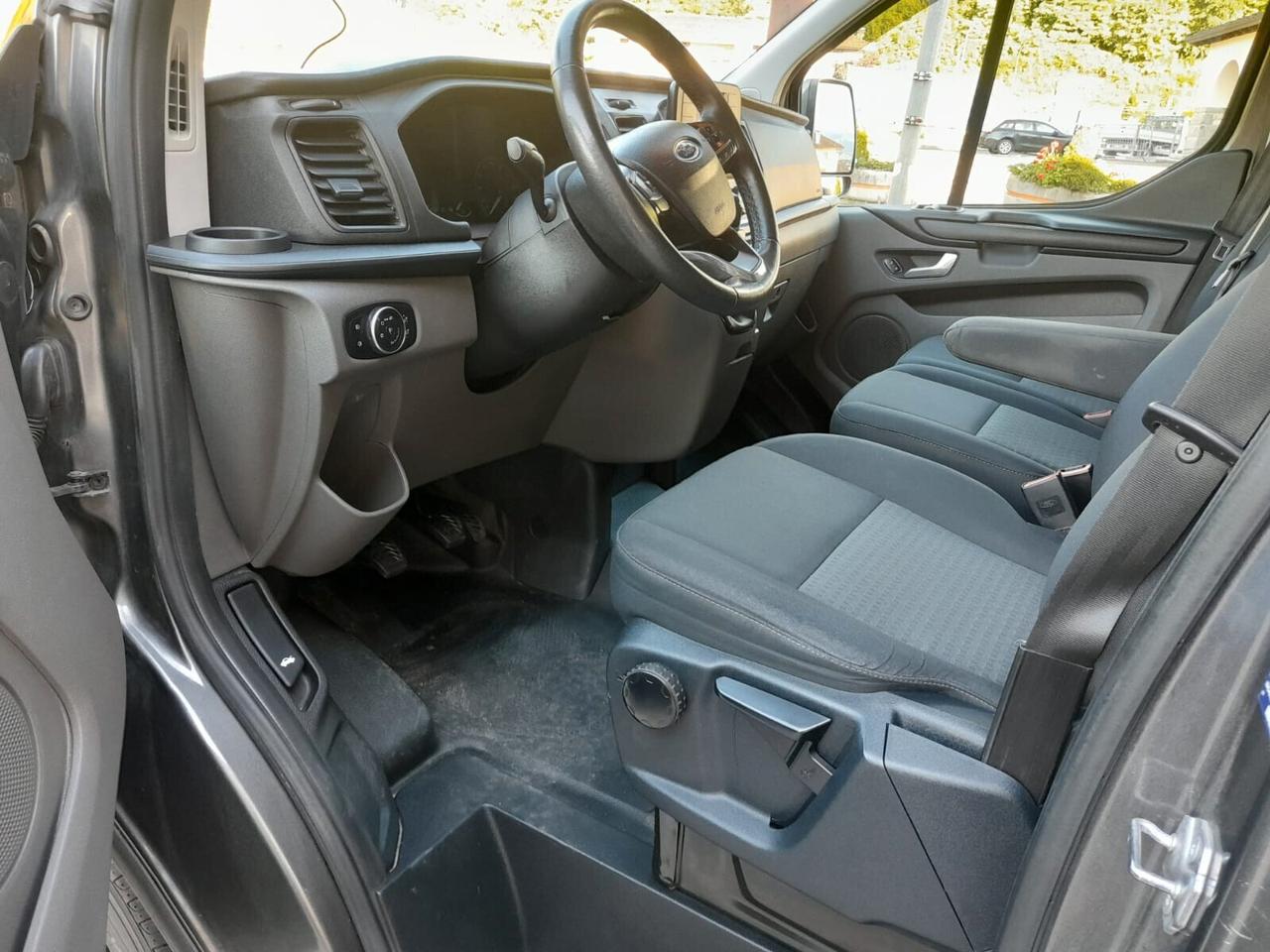 Ford Transit Custom 9 POSTI 320 2.0 TDCi Combi Trend