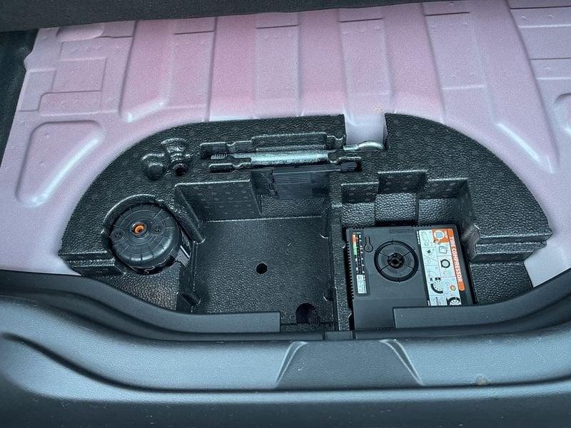 FIAT 600e 54 KWH Red - AZIENDALE