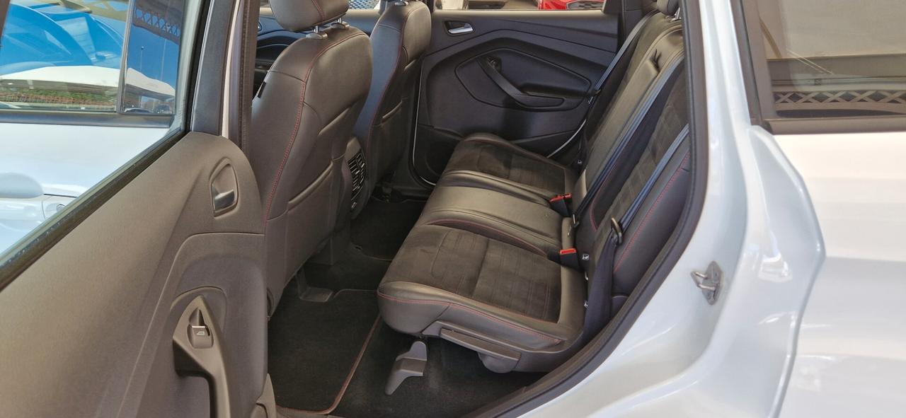 Ford Kuga 1.5 TDCi 120cv 2WD ST-Line X