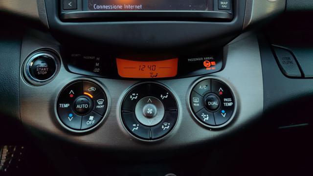 TOYOTA RAV 4 RAV4 Crossover 2.2 D-Cat A/T 150 CV Executive
