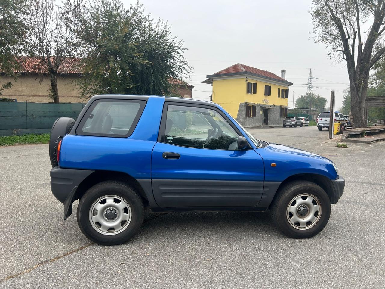 Toyota RAV 4 2.0i 16V cat 3 porte