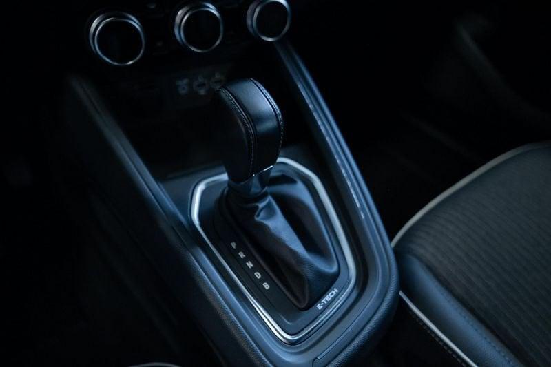 Renault Clio 1.6 E-Tech hybrid Intens 140cv auto my21