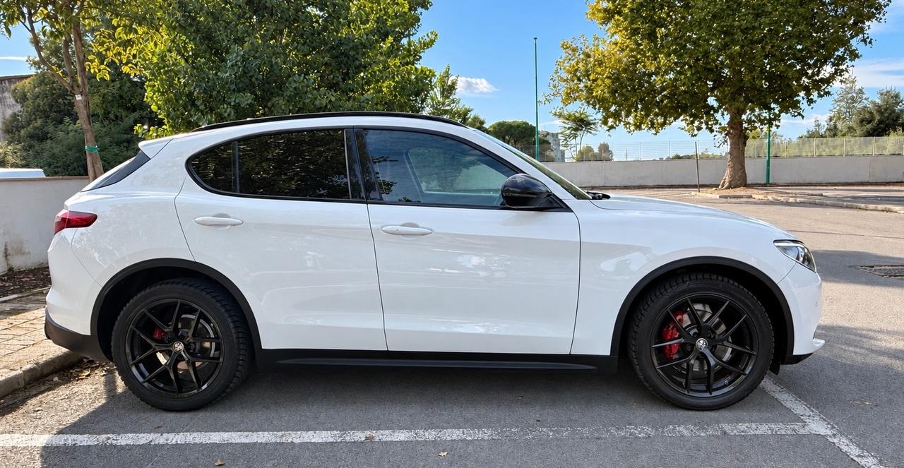 Alfa Romeo Stelvio 2.2 Turbodiesel 190 CV B-Tech