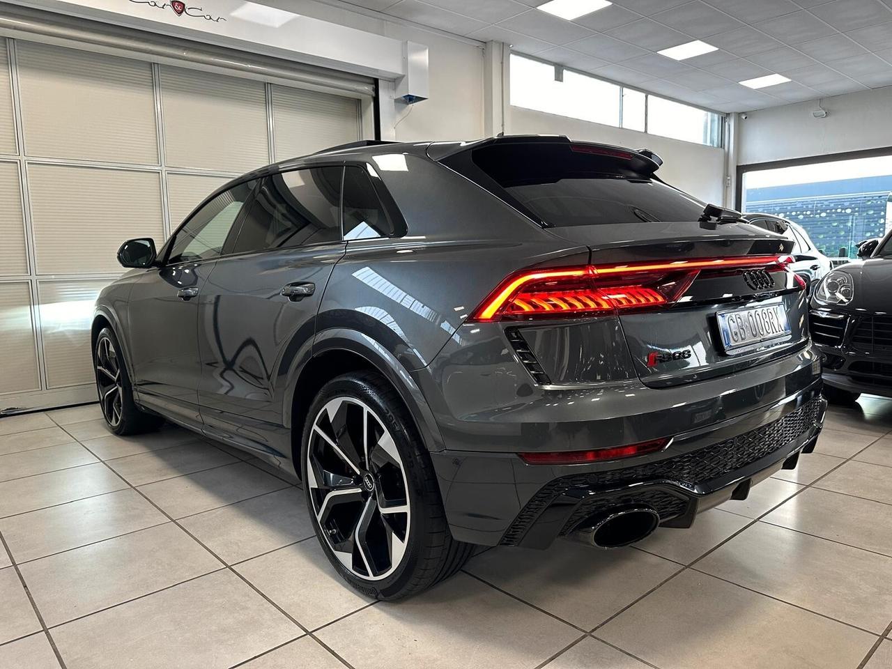 Audi RS Q8 TFSI V8 quattro tiptronic