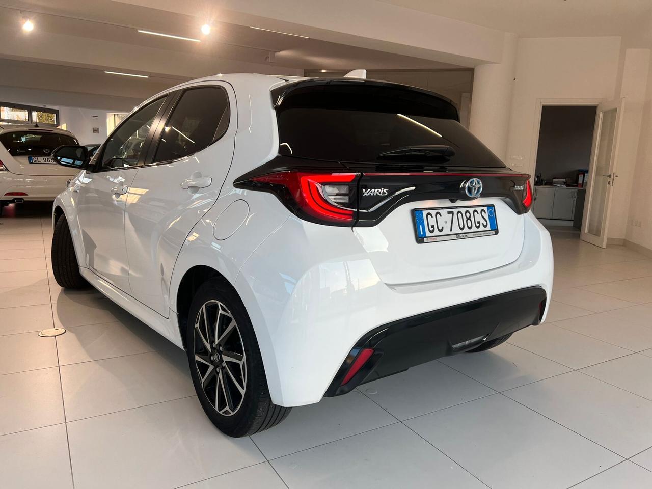 Toyota Yaris 1.5 Hybrid 5 porte Lounge/ IBRIDA / GARANZIA 10 ANNI