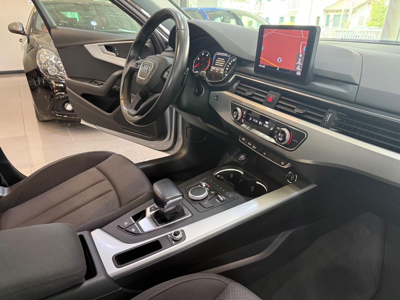 Audi A4 Avant 2.0 TDI 122 CV Business Sport