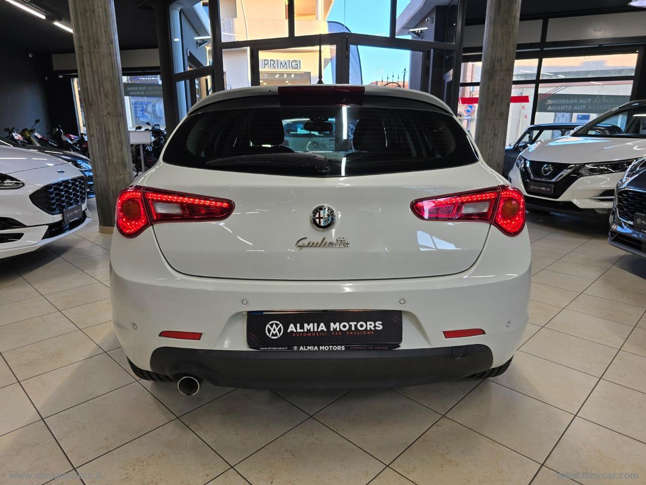 ALFA ROMEO Giulietta 1.6 JTDm-2 120 CV Distinctive