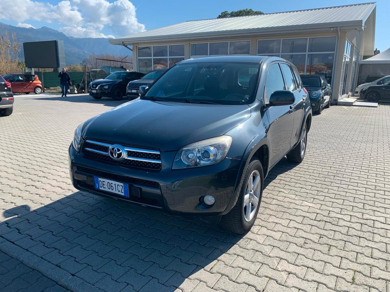 Toyota RAV 4 RAV4 2.2 D-4D 136 CV Sol