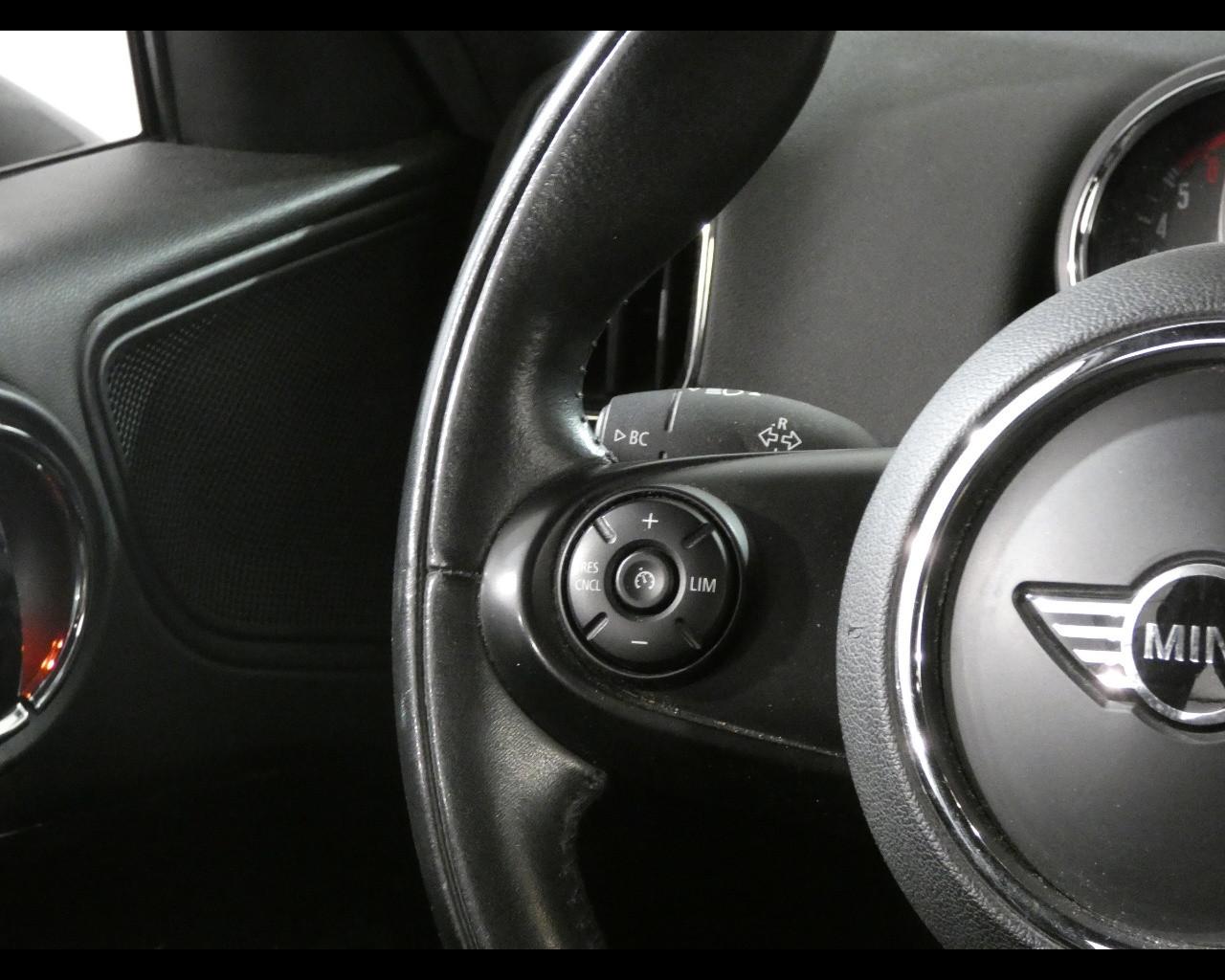 MINI Mini Countrym.(F60) - Mini 2.0 Cooper D Hype Countryman
