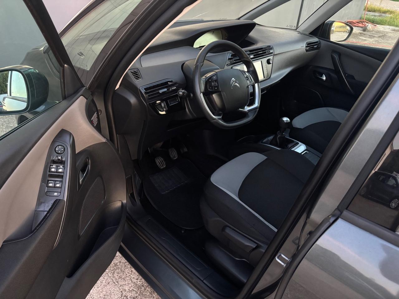 Citroen Grand C4 Picasso 1.6 HDi. 7 posti. Garanzia