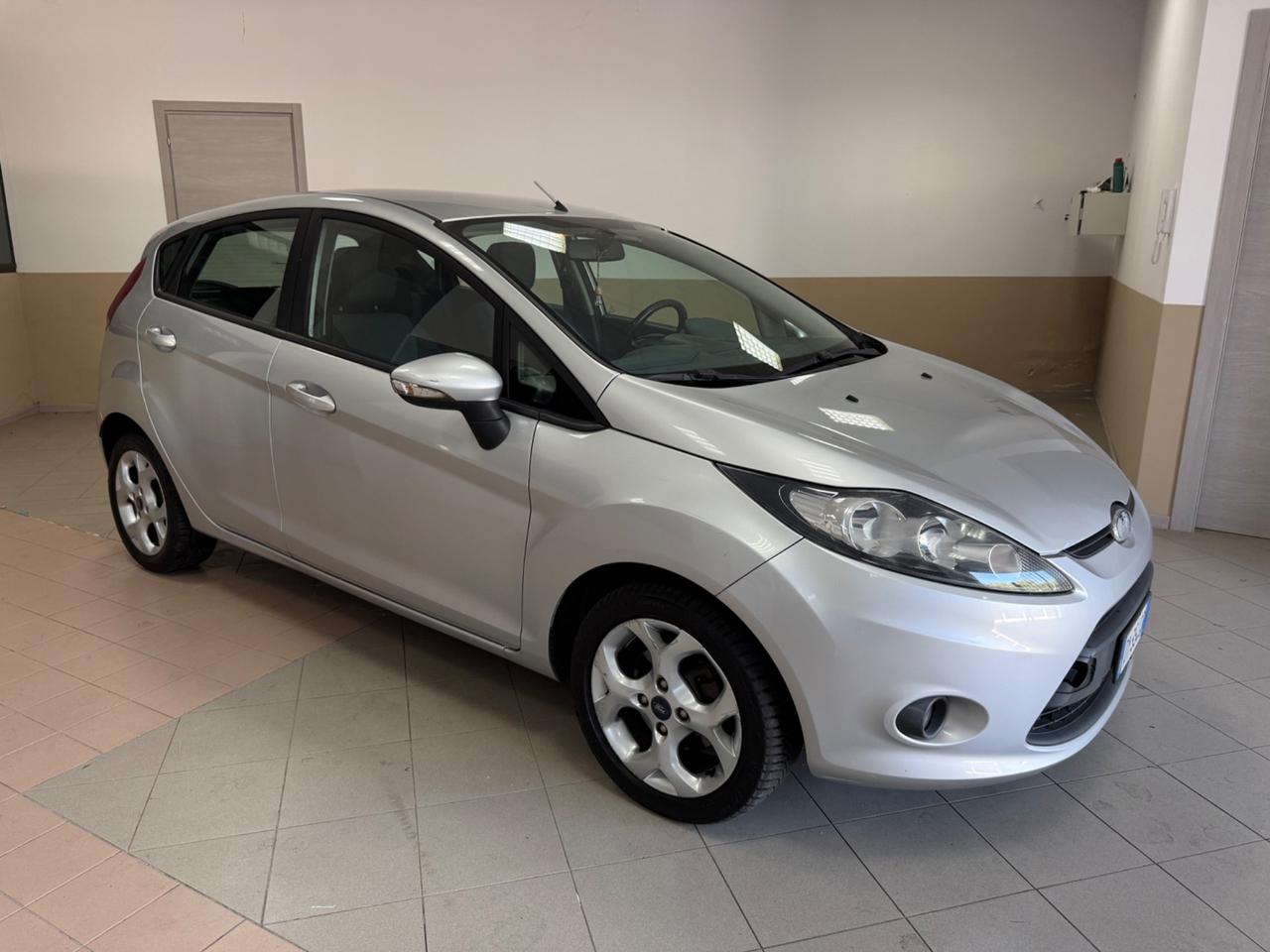 Ford Fiesta Fiesta+ 1.4 TDCi 68CV 5 porte