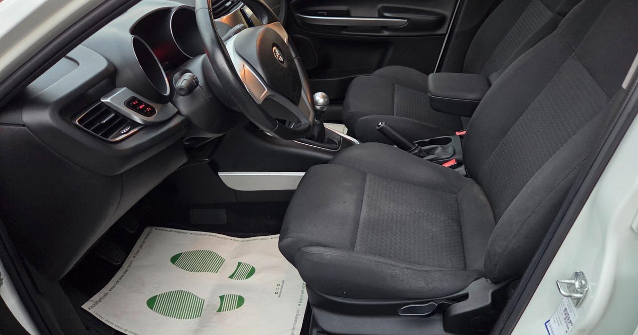 Alfa Romeo Giulietta 1.4 Turbo 105 CV Progression