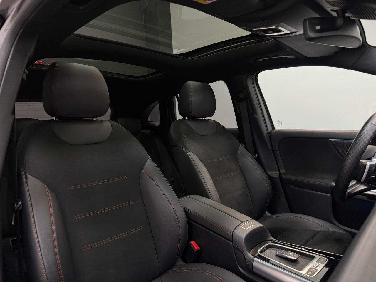 Mercedes-benz GLA 200d 4Matic AMG Line Premium Plus