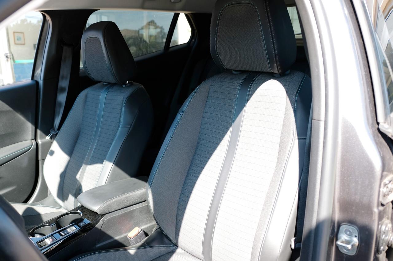 Peugeot 2008 BlueHDi 110 S&S Allure Pack